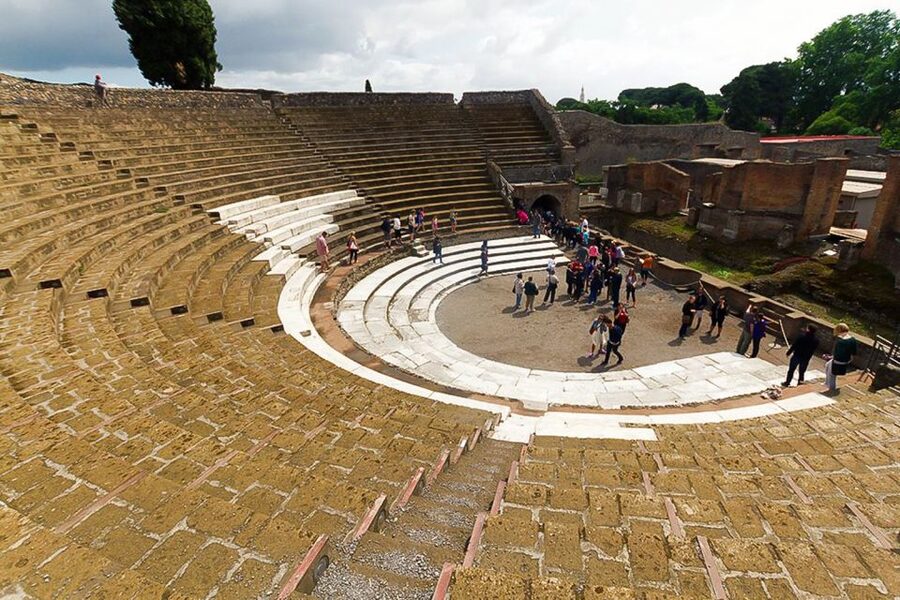 Pompeii: Skip-the-Line Guided Tour with Expert Archaeologist - Bakeries, the Temple of Apollo, and the Stops People Talk About