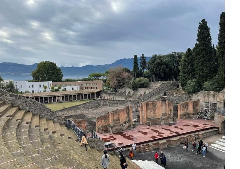 Pompeii: Skip-the-Line Private Tour with Archaeologist Guide - Domus and Their Mosaics and Frescoes: The Private Side of Roman Life