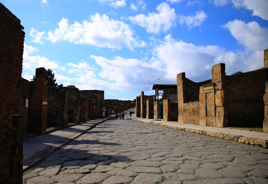 Pompeii: Skip-the-Line Tour for Kids and Families - How the Guide Keeps Kids Engaged (and Adults Too)