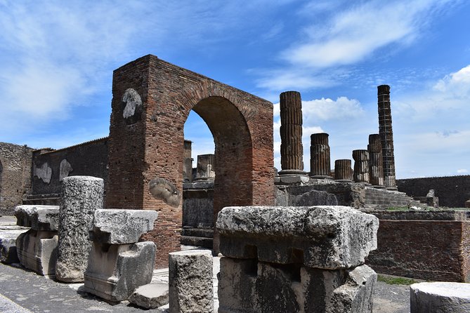 Pompeii Skip-the-line Tour with Archaeologist Guide - The Archaeological Park Stop: Pompeii’s Major Sets in One Walk