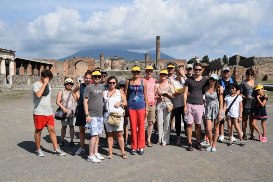 Pompeii Skip-the-Line Tour with Expert Archeological Guide - Finding Fortuna Village Pompei, and getting started without stress