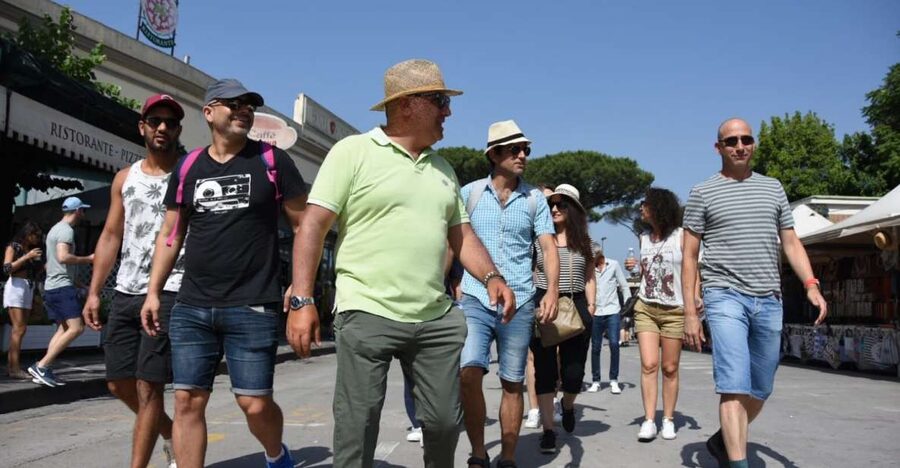 Pompeii Skip-The-Ticket-Line Tour with an Archeologist - Skip-the-ticket-line entry, why it matters in Pompeii