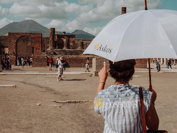 Pompeii Small Group Tour with an Archaeologist - Price and Value for a Pompeii Archaeologist Tour