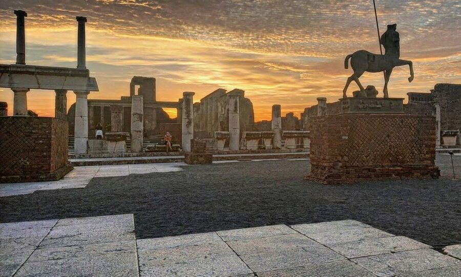 Pompeii Sunset tour for small group - Why Pompeii at Sunset Feels Like a Different Place