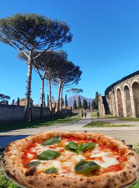 Pompeii Tour with Archaeological Expert and Lunch - Teatro Piccolo: small theater, big payoff for understanding the city