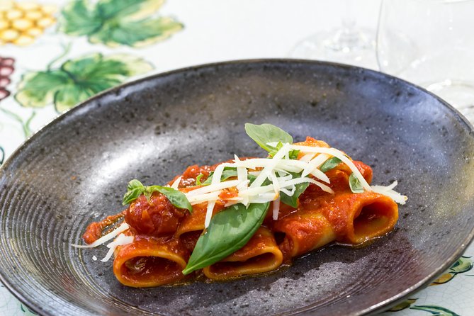 Pompeii Vineyard Escape: Private Wine Tasting & Lunch - Pompeii, Meet Wine Country: Why This Works as a Short Break