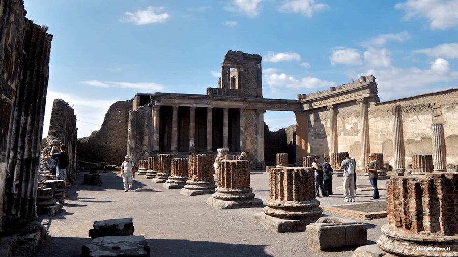 Pompeii VIP 3h Tour: Skip-the-line with your Archaeologist - Price and value: what you actually get for $407.83