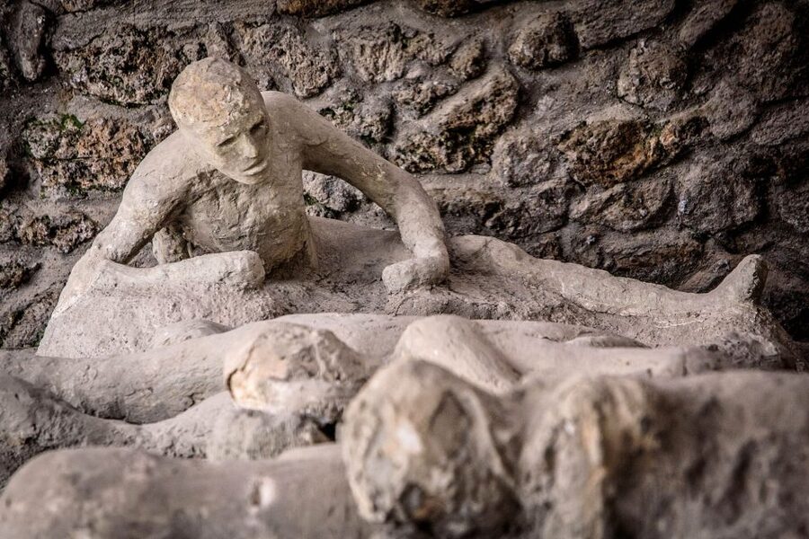 Pompeii VIP 3h Tour: Skip-the-line with your Archaeologist - Basilica, civic spaces, and the forum where Roman life happened