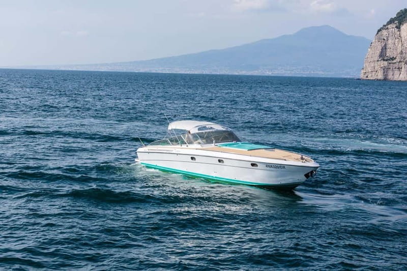 Positano: Amalfi Coast & Emerald Grotto Private Boat Tour - The Sunset Return to Positano With Drinks