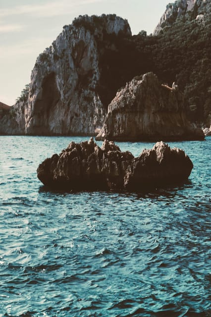 Positano: Capri and Blue Grotto Shared Boat Tour with Drinks - Blue Grotto stop: the part you should plan around
