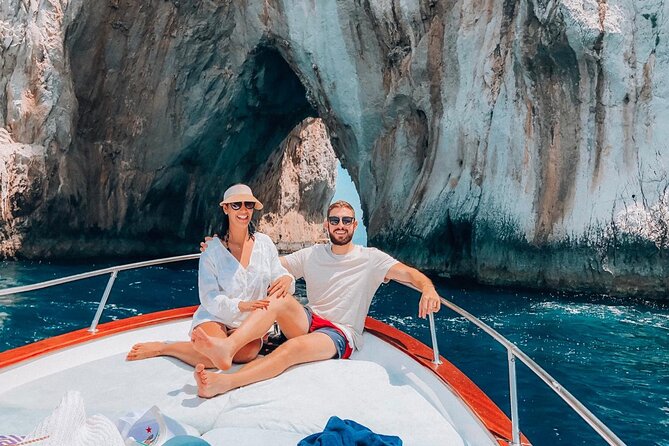 Private Boat Tour of Capri - Sailors’ Cave and Marina Piccola: the first “wow” moment