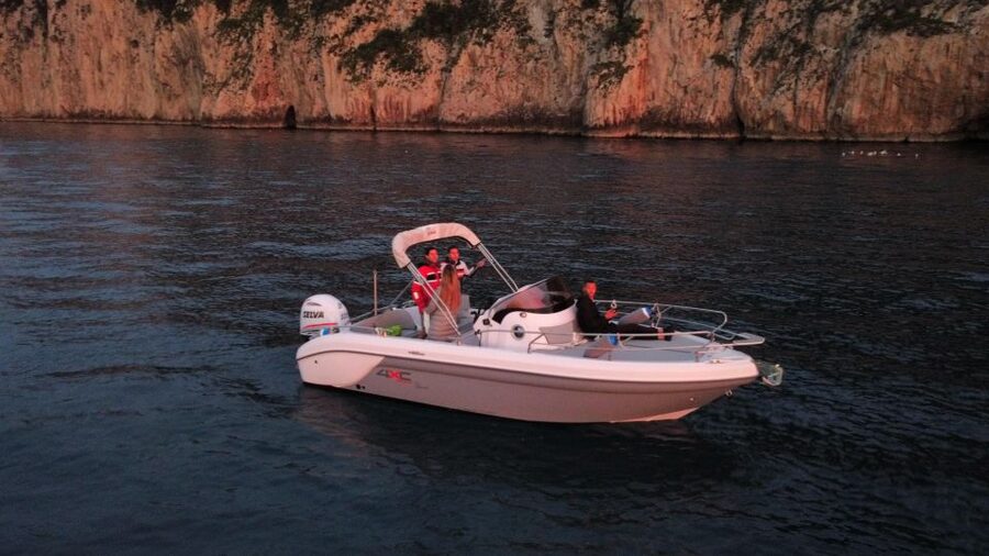 Private Sunset boat tour - Baths of Queen Giovanna: scenic photo moments from the water