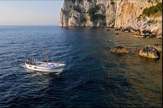 Private tour in a typical Capri boat - Should you book this private Capri boat tour?