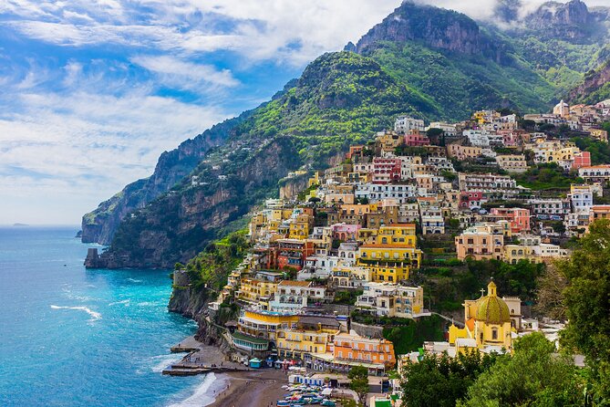 Private Tour of the Amalfi Coast from Sorrento with Driver - Crowds, rain, and how to set your expectations for a smoother day