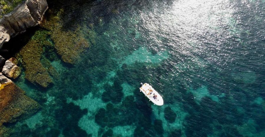 Procida: Boat Tour with Swimming Stops and Underwater Photos - Getting Underway From Marina Grande (and Finding Esso Easy)