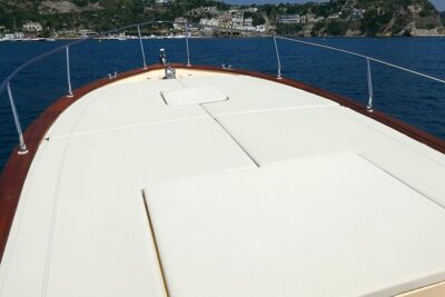 Procida Island Tour by Boat 2h 15m with Swimming and Underwater Photos