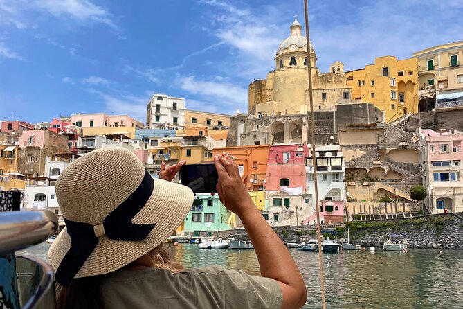 Procida Island Tour by Boat 2h 15m with Swimming and Underwater Photos - Stop 4: Cala del Pozzo Vecchio, Pozzovecchio Bay, and Il Postino