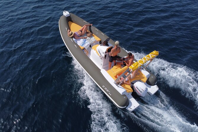 Self Drive Boat Hire - Communication with the team: WhatsApp, videos, and check-ins