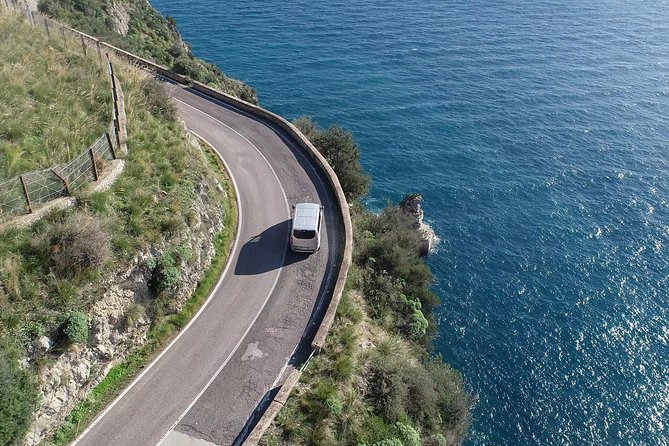 Shared Transfer from Sorrento to Naples Airport - The “No Door-to-Door” Rule and How to Find the Pickup Without Losing Time