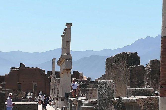Sharing Tour of Pompeii - Meeting at Villa Dei Misteri, So You Start Calm