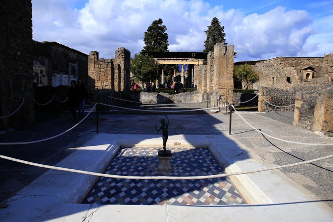 Skip the Line Guided Tour of Pompeii led by an Archaeologist - Who This Tour Fits Best