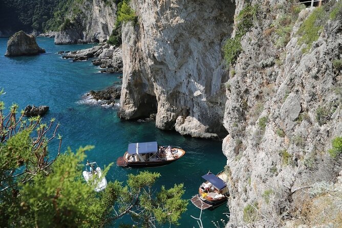 Small Group Boat Tour Capri & Blue Grotto with Swimming Stops - The swimming and snorkeling plan: when you actually get in the water