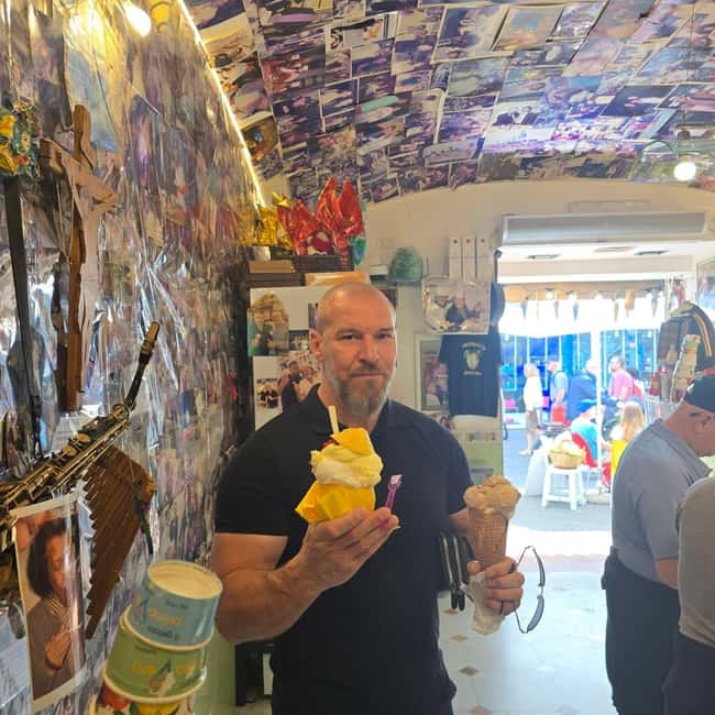 Sorrento: Art & Food Tour with Tastings - Windmills, Chiostro di San Francesco, and scenic pauses