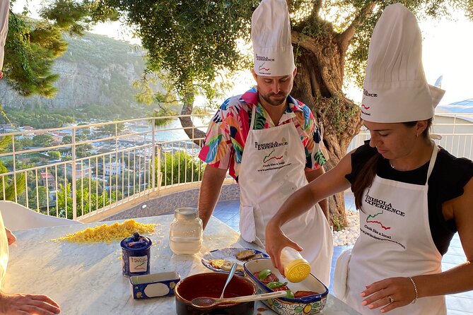 Sorrento: Cook Like a Local with a Stunning Sea View - Wine, limoncello, and the pacing of an Italian evening