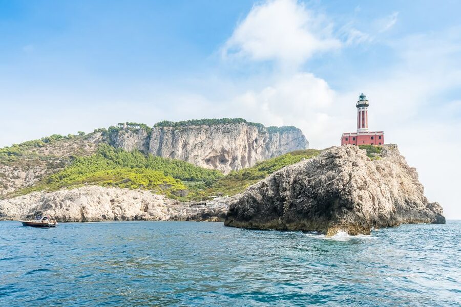 Sorrento: Exclusive Capri Boat Tour and Optional Blue Grotto - On the return: cruising back with one last look, then back to port