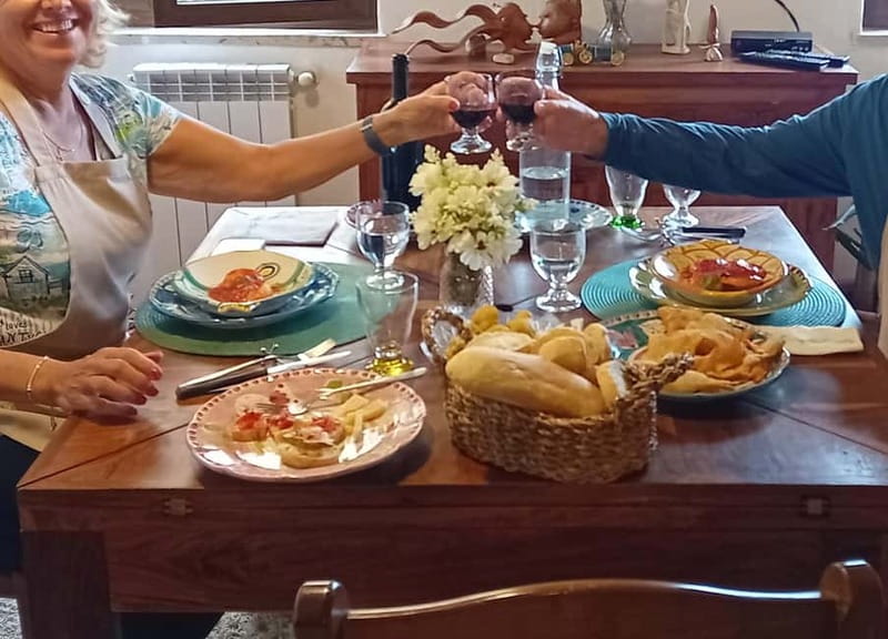 Sorrento: Marì Cooking Class in a Family Farm w/ Coast View - Weather, comfort, and what the farm setting means for your day