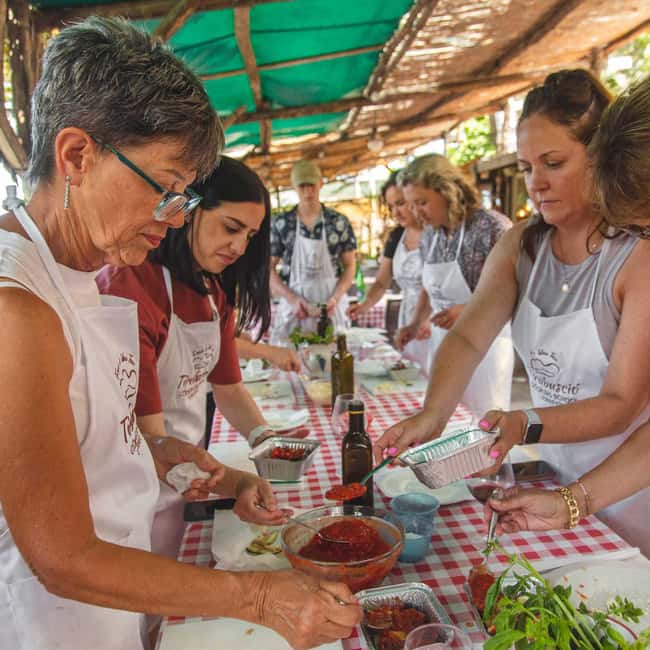 Sorrento: Pasta Making Class - Making ravioli caprese: fresh pasta by hand and a simple filling that tastes like Italy