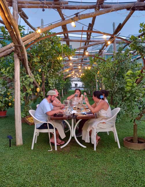 Sorrento: Pizza Class with Sea View - Neapolitan Pizza, Lemon Trees, and a Real Sea-View Dinner
