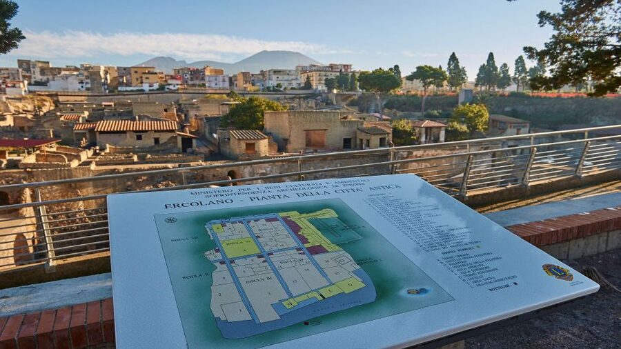Sorrento: Pompeii & Herculaneum Tour with Skip-the-Line - Herculaneum: the Roman town that feels like time paused