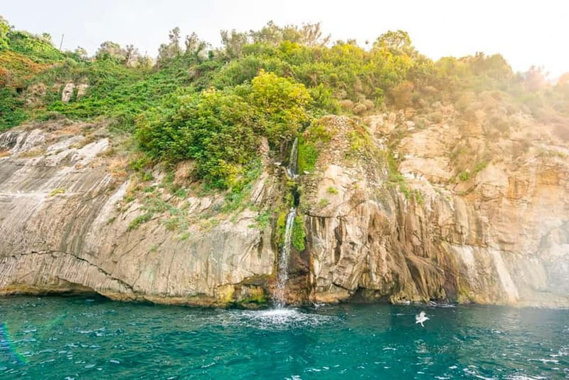 Sorrento: Positano & Amalfi Coast Small-Group Boat Tour - Praiano cruise: scenic views without the stress of getting stuck in town
