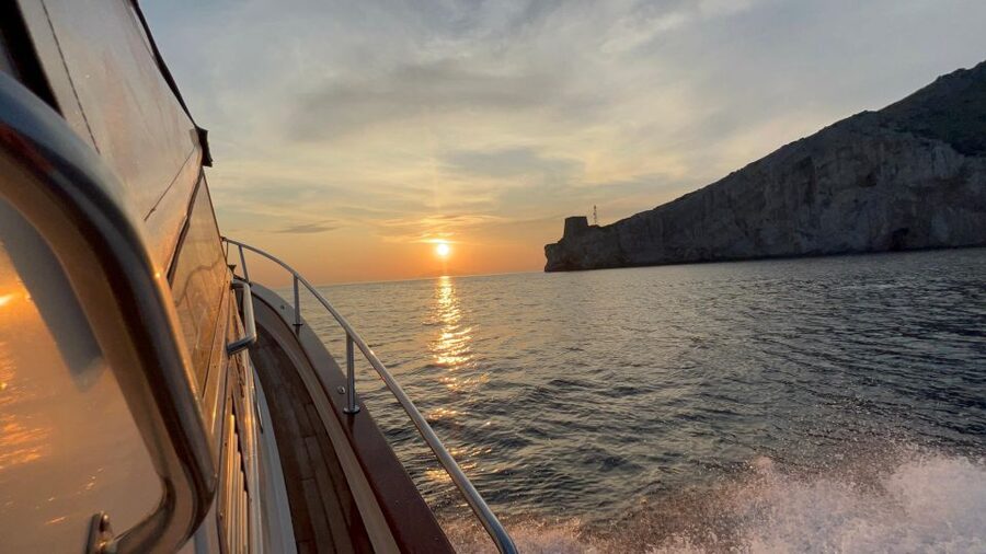 Sorrento: Private Sunset Boat Tour with Music and Aperitif - Who this tour fits best (and who should consider another option)