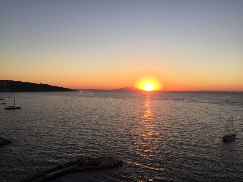 Sorrento: Scenic Boat Tour with Aperitif - Key highlights to look forward to