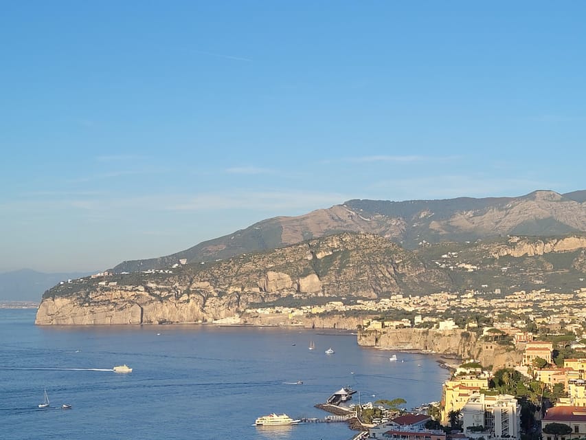 Sorrento through the eyes of a local - Sorrento Cathedral and an 800s nativity inside