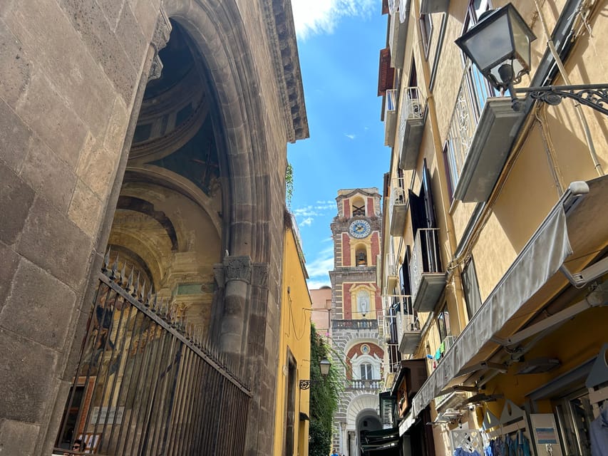 Sorrento through the eyes of a local - Villa Fiorentino from the outside, art connections to famous names
