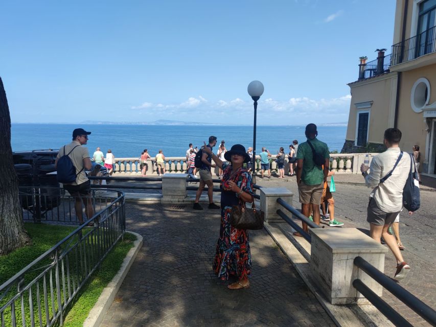 Sorrento: walking in the Grand Tour with stunning landscapes - Bellevue Syrene and the Roman ruins you can see from above