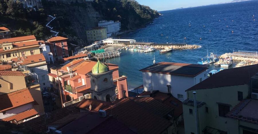 Sorrento: walks and food - Marina Grande: fishing village atmosphere and the views of the Riviera