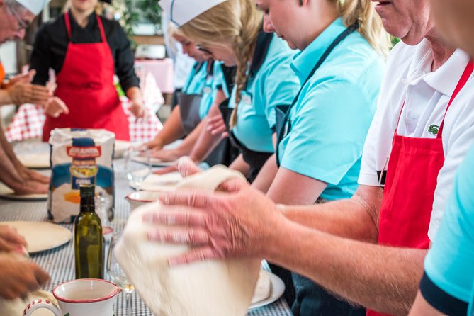 Toss, Bake, Cheers! - Sorrento Pizza Making Class with Wine - What it’s like with Luigi and Laura running the show