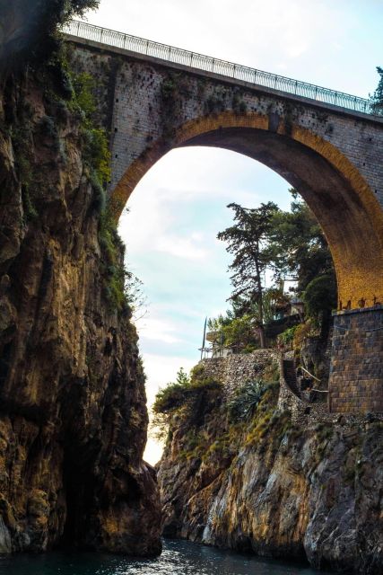 Tour in Barca da Amalfi un Viaggio da Sogno in Amalfi Coast - Key highlights that make this boat trip worth your time