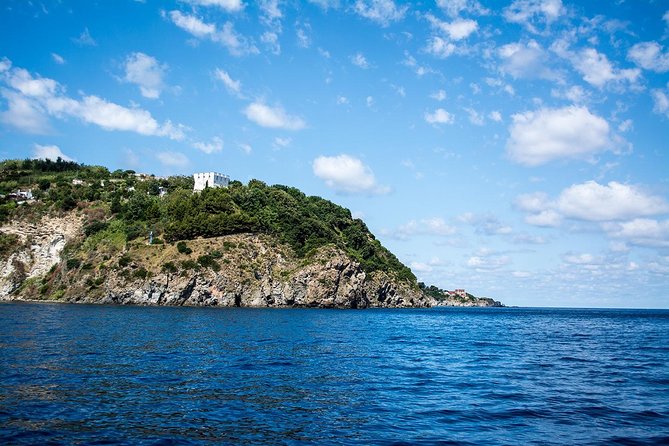 Tour of the island of Ischia in schooner - Aragonese Castle: classic Ischia vibes, plus swim time