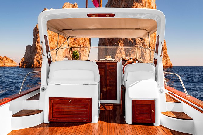 Very Small Group Capri Boat Excursion with Transfer from Positano - On board: the small-group feel, drinks, and why the crew makes a difference